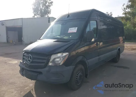 2017 Mercedes-Benz Sprinter 3500 High Roof V6 z USA, uszkodzony, nr VIN WD3PF1CD3HP550887